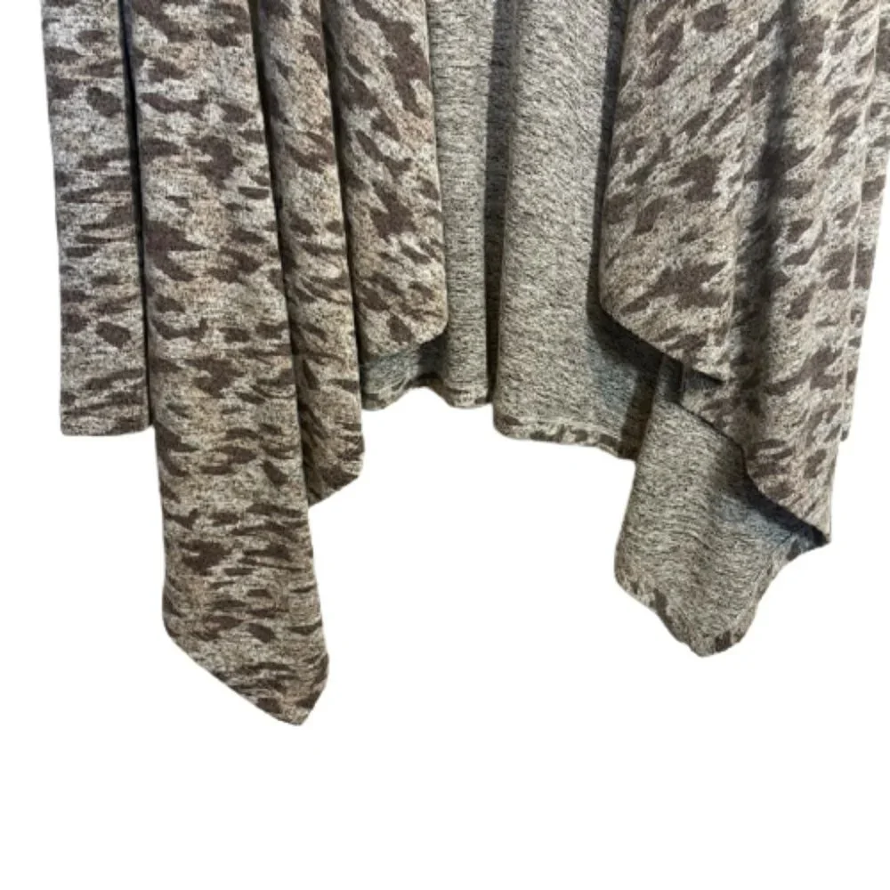 - Bobeau Flowy Cardigan Size Large